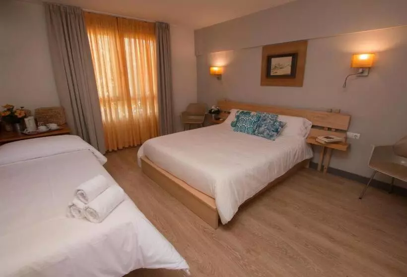 Chambre Familiale, Yola