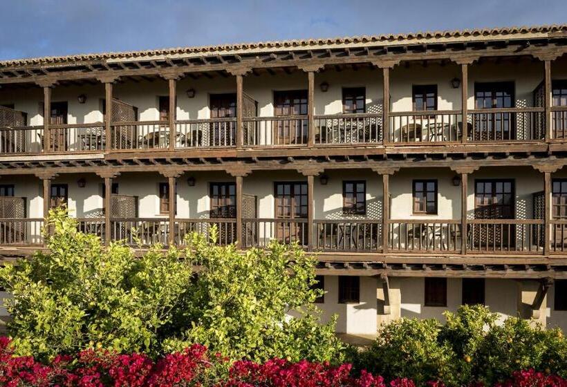 Номер Стандарт, Parador De Tortosa