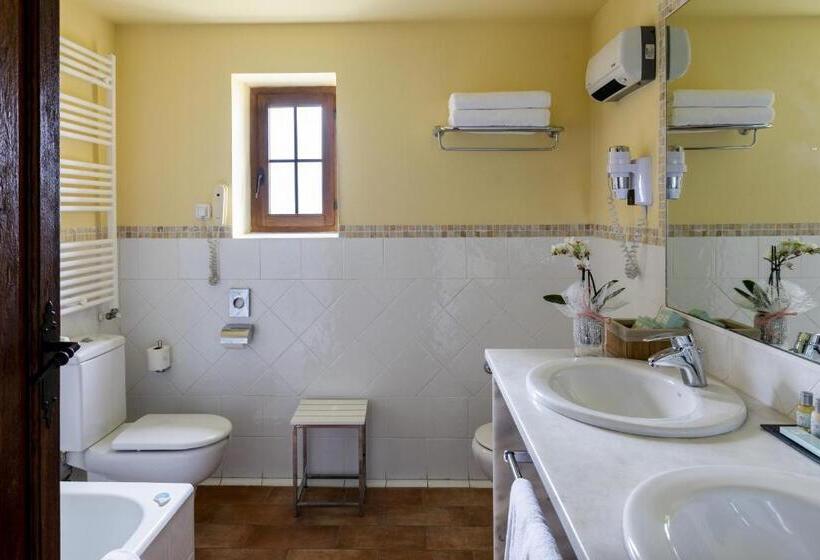 Полулюкс, Parador De Tortosa