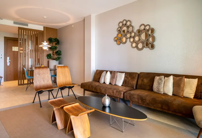 Suite met Uitzicht op Zee, Don Carlos Marbella