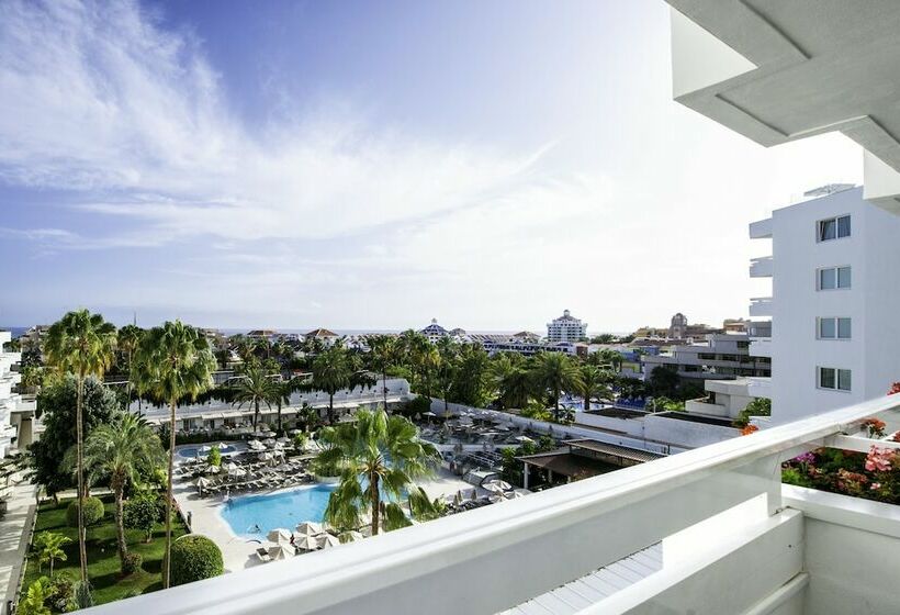 Номер Стандарт Вид на Бассейн, Spring Hotel Vulcano