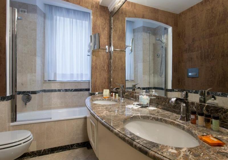 غرفة قياسية, Hostal Paris