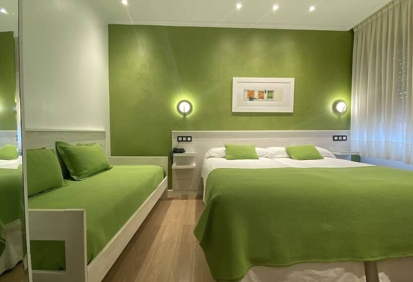 غرفة قياسية, Hostal Paris