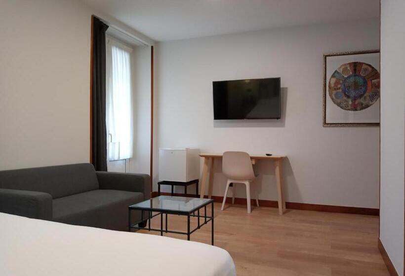 اتاق سوپریور, Pensión Begoña