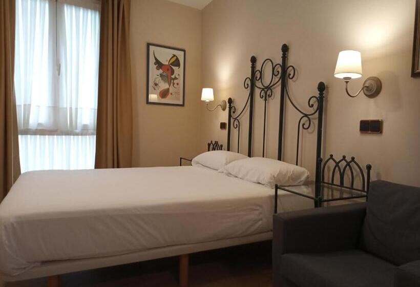 اتاق سوپریور, Pensión Begoña