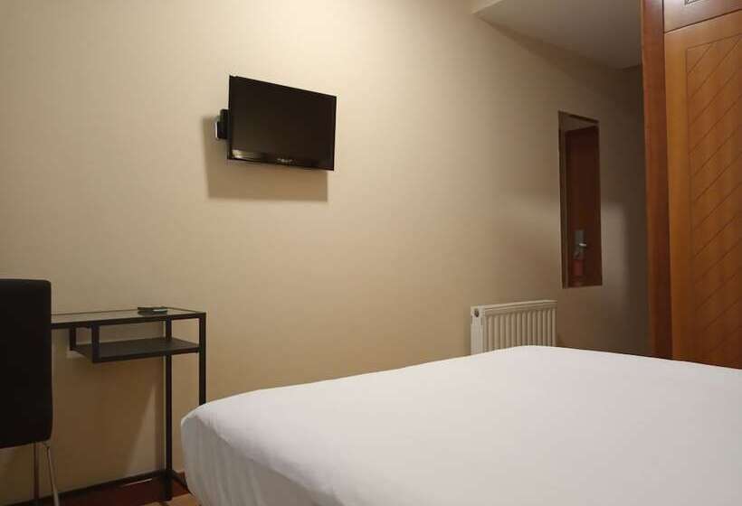 اتاق استاندارد یک نفره, Pensión Begoña