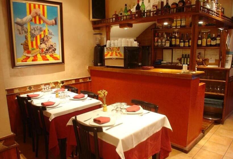 Номер Стандарт с Балконом, Hostal Populetus