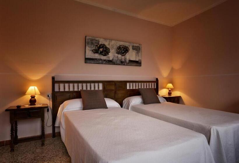 スタンダードルーム, Hostal Populetus