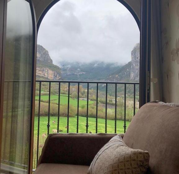 غرفة ديلوكس, Abetos