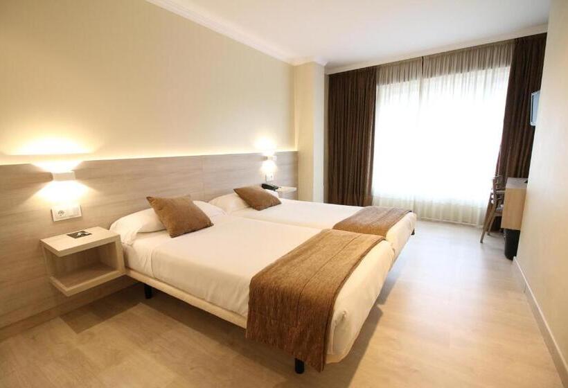 Номер Стандарт, Alda San Carlos