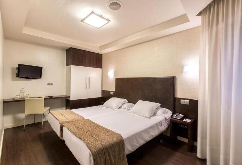 Номер Стандарт, Alda San Carlos