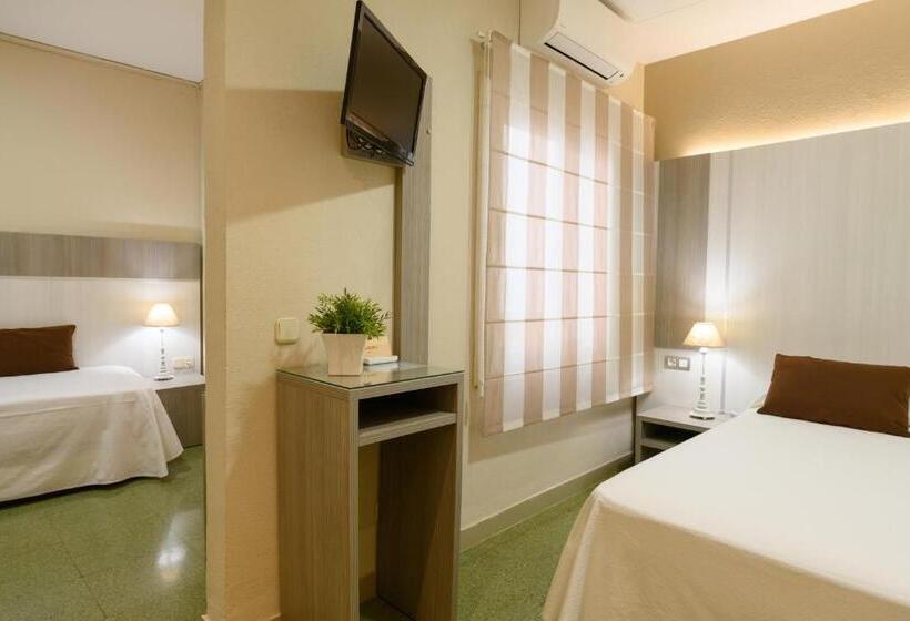 غرفة كلاسيكية ثلاثية, Capri