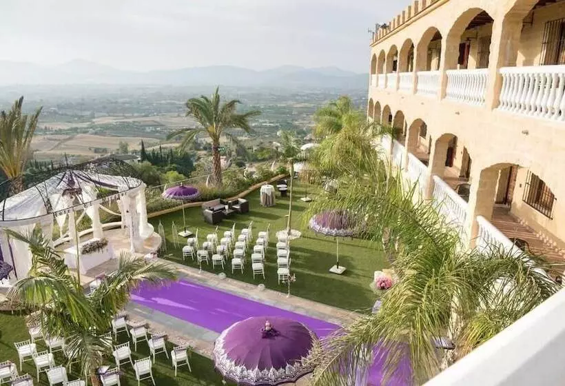 اتاق استاندارد سه نفره, El Mirador