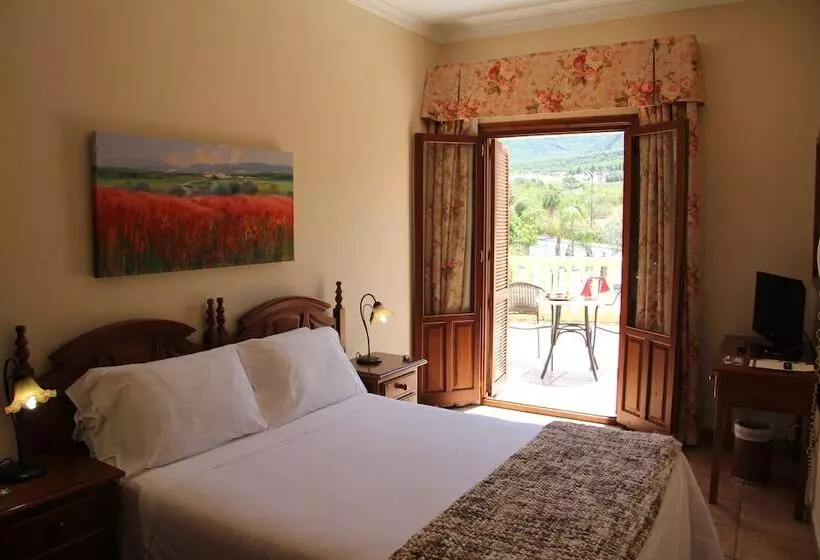 اتاق استاندارد سه نفره, El Mirador