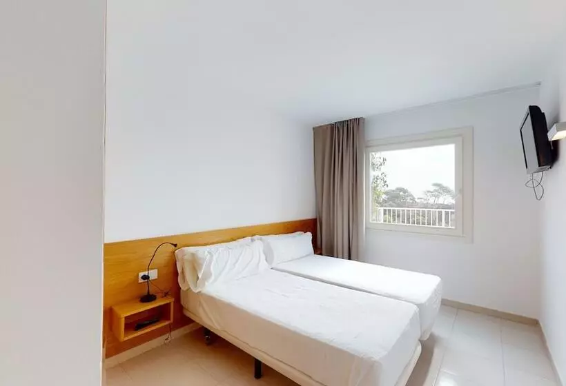 Villa 3 Makuuhuonetta, Gran Hotel Reymar 4 Sup
