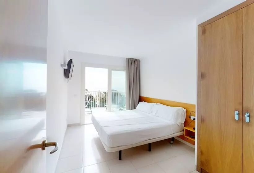 Villa 3 Makuuhuonetta, Gran Hotel Reymar 4 Sup