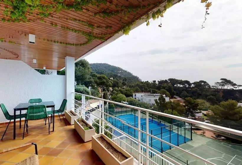 Villa 3 Makuuhuonetta, Gran Hotel Reymar 4 Sup