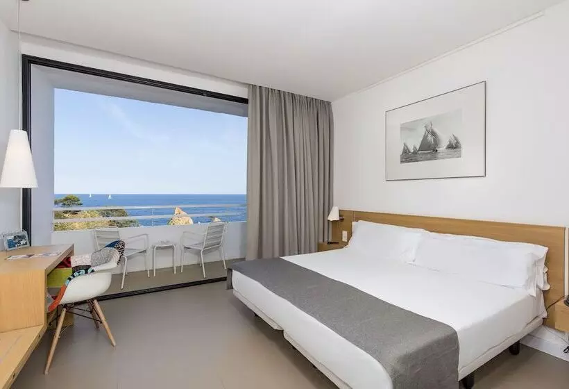 Triple Room Sea View, Gran Hotel Reymar 4 Sup