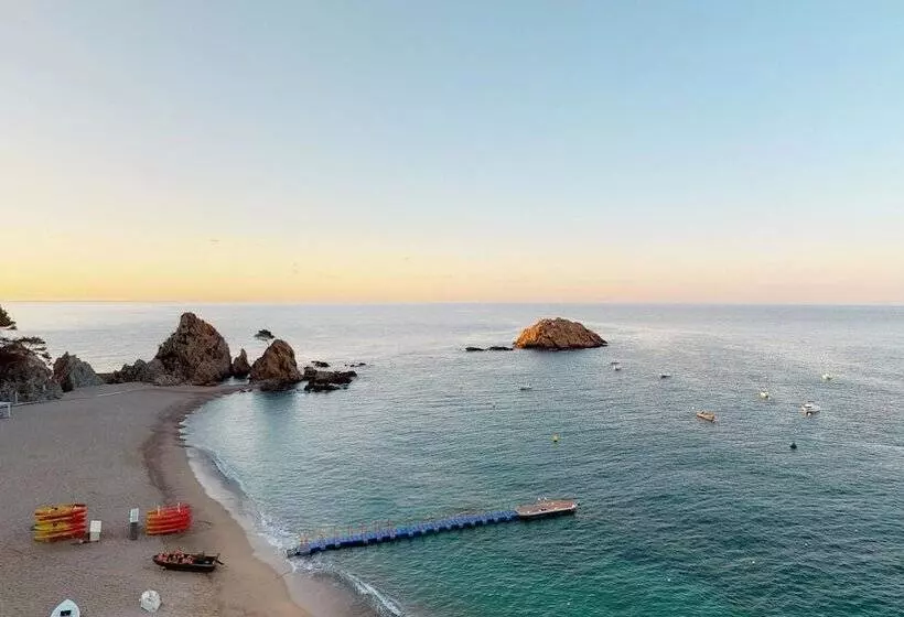 Triple Room Sea View, Gran Hotel Reymar 4 Sup