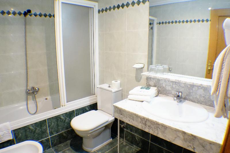 اتاق استاندارد, Trípolis Toledo