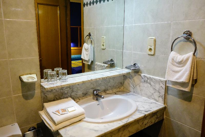 اتاق استاندارد, Trípolis Toledo