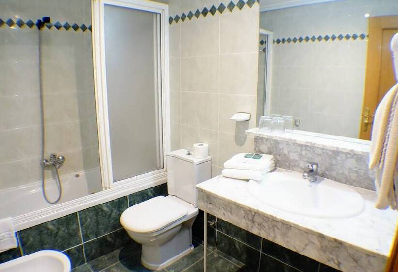 اتاق استاندارد, Trípolis Toledo