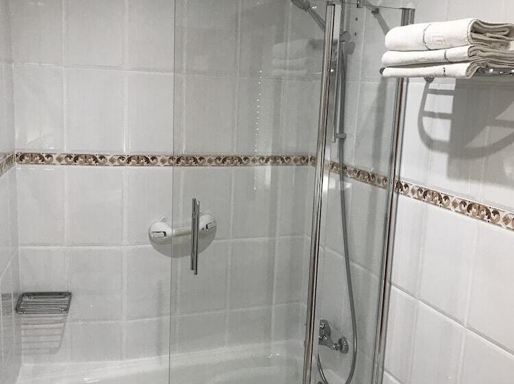 اتاق استاندارد, Hostal Santo Tomé