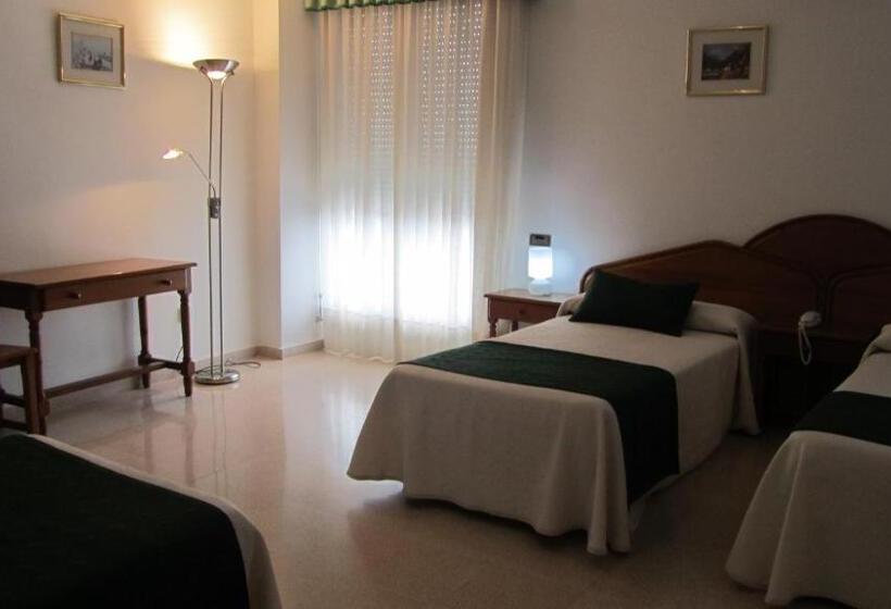 标准三人间, Hostal Vista Alegre