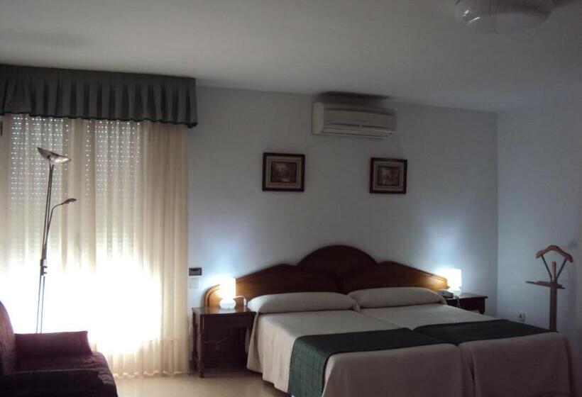 スタンダードトリプルルーム, Hostal Vista Alegre