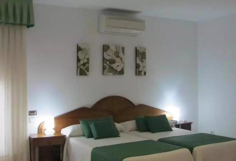 スタンダードトリプルルーム, Hostal Vista Alegre