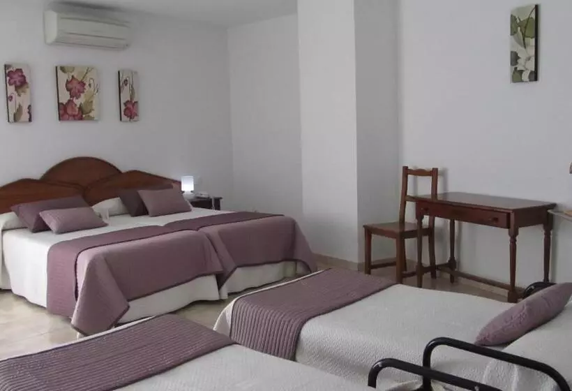 スタンダード４人部屋, Hostal Vista Alegre