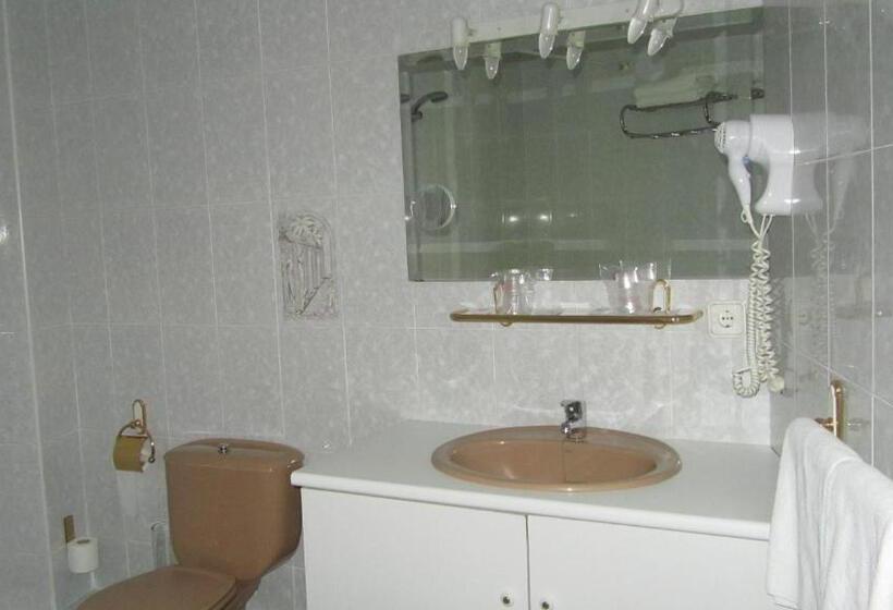 四人标准间, Hostal Vista Alegre