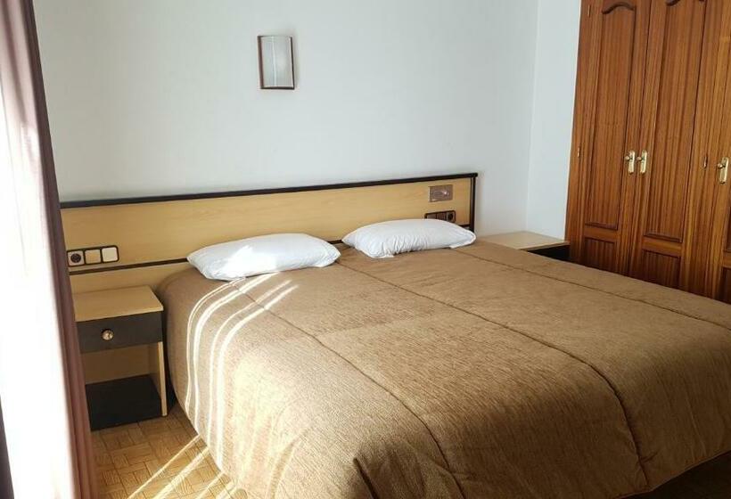 غرفة قياسية, La Cala