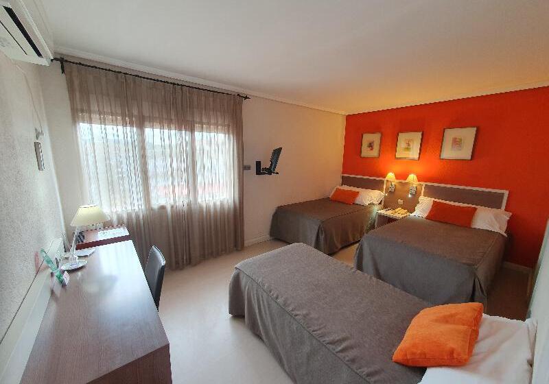 Номер Стандарт Трехместный, La Carreta