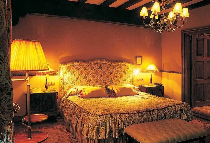 수피리어 룸, Palacio De Cutre