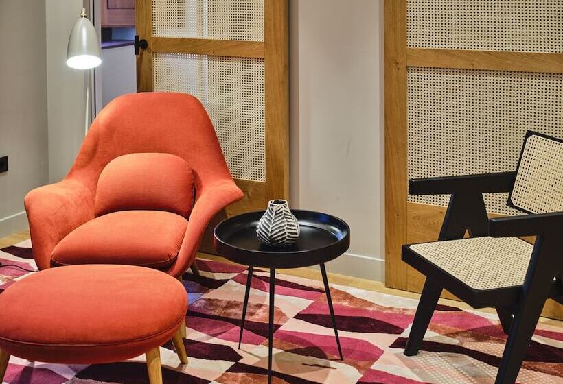 Номер Deluxe, Palacio De Samaniego