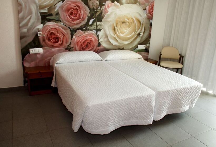 غرفة قياسية مزوَّدة بشُرفة, S’agoita