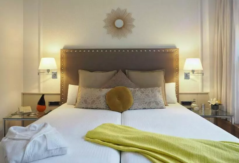 اتاق استاندارد سه نفره, Vilana Hotel Boutique
