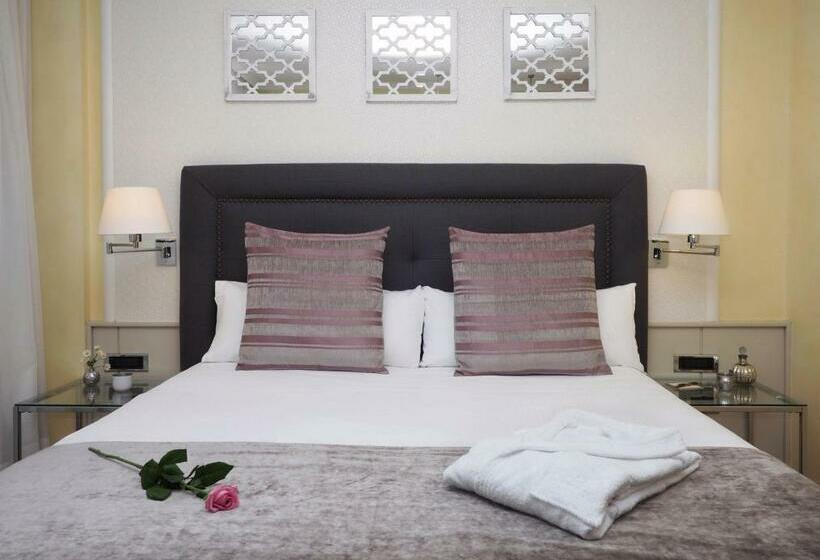 اتاق استاندارد سه نفره, Vilana Hotel Boutique