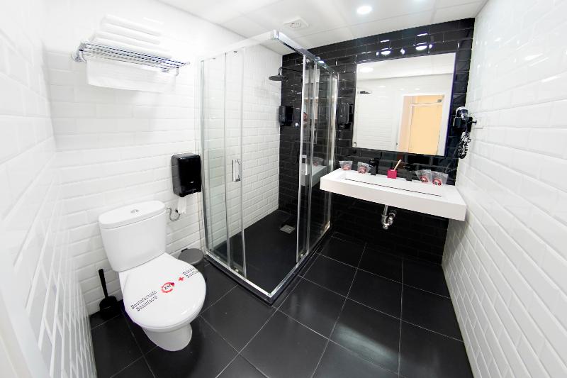 テラス付きスタンダードルーム, Zen Airport