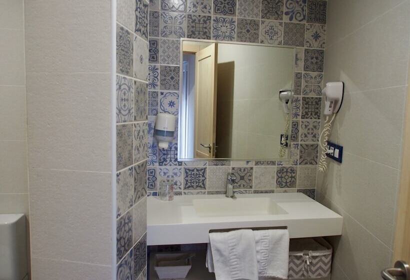 Номер Стандарт, Hostal Remoña