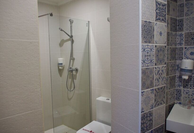 اتاق استاندارد, Hostal Remoña