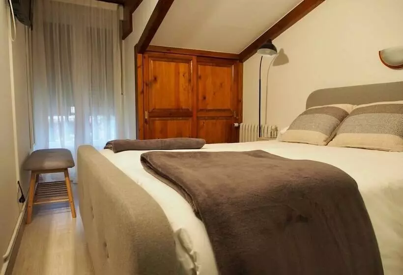 スタンダードシングルルーム, Hostal Remoña