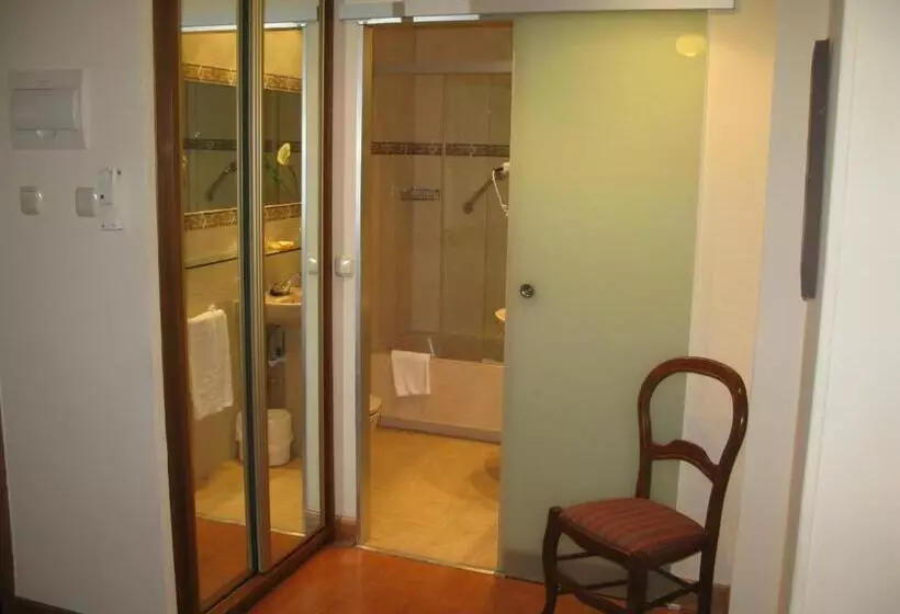 Standard-huone Sisäpuolella, Hostal Bahía