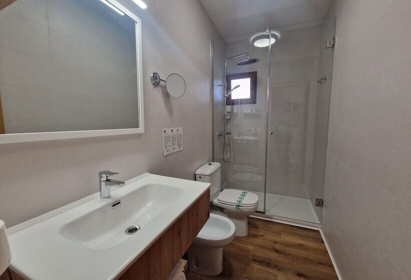 スタンダードルーム, Bodegón