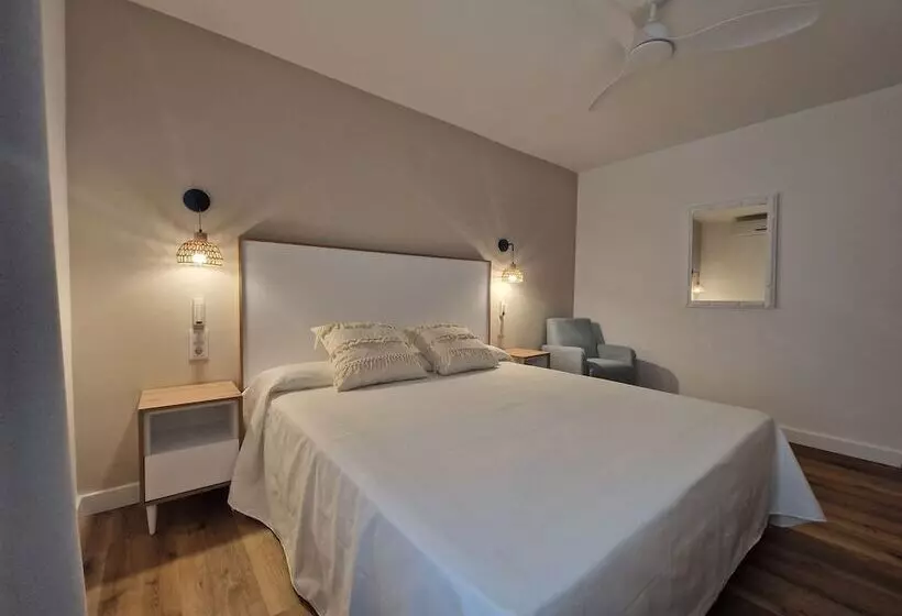 Quarto Estandar, Bodegón