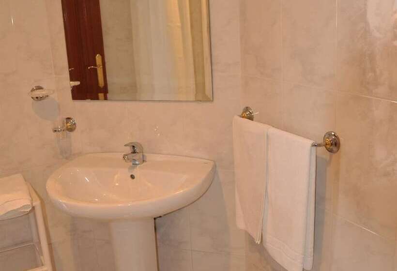 اتاق استاندارد با چشم‌انداز دریا, Hostal Mourelos