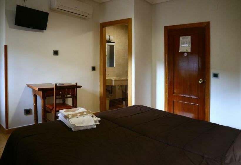 스탠다드 룸, Hostal Muralla