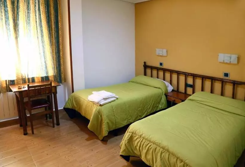 Standart Oda, Hostal Muralla