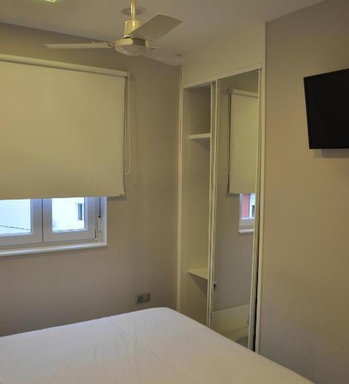 经济房, Hosteria Santander